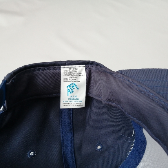 🦅 Yellow Eagle Navy Snapback - Picture 10 of 11